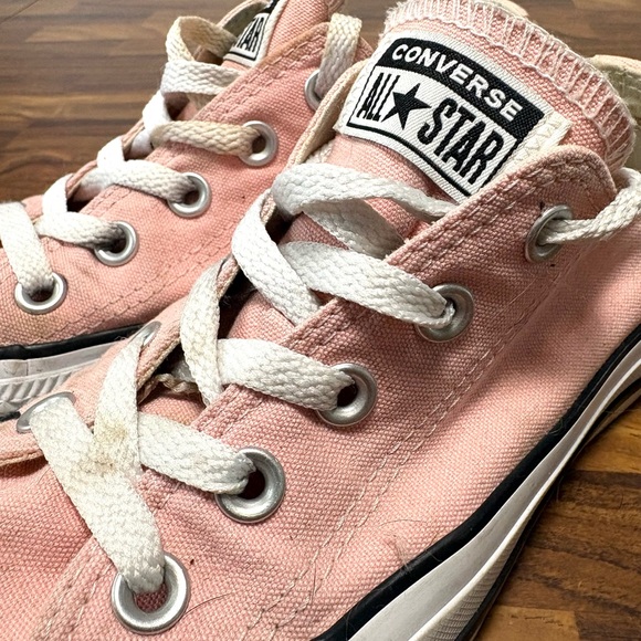Converse Pink Low top Canvas Sneakers - Picture 2 of 8